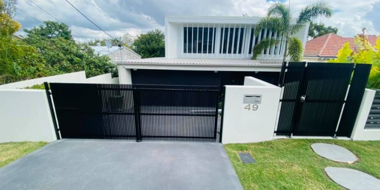 Minimalist and Modern Gate Design - Automatic Gates Brisbane